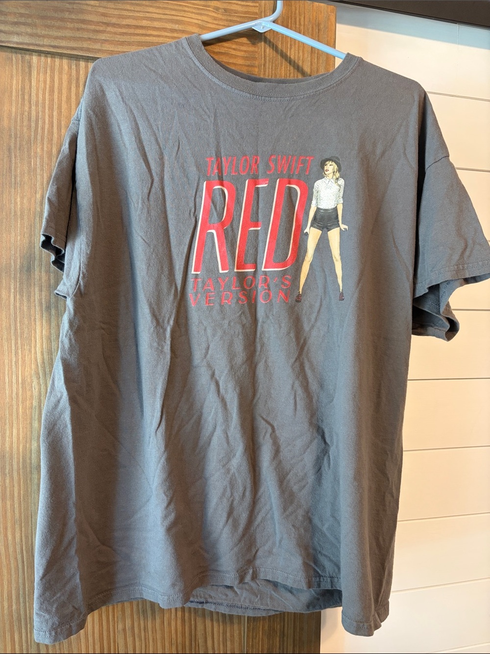 Taylor Swift RED TAYLORS VERSION T SHIRT Size XL Tour Tee Concert promo